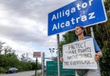 Jueza ordena a ICE facilitar acceso a abogados para migrantes en Florida