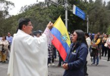 Misa en la frontera entre Ecuador y Colombia clama por la paz comercial