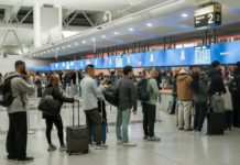 Trump considera activar la Guardia Nacional en aeropuertos estadounidenses