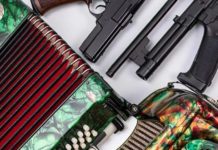 Congreso de Sinaloa busca prohibir narcocorridos en escuelas y transporte público