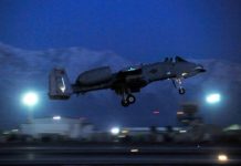 Accidente de avión militar estadounidense cerca de Ormuz: piloto ileso