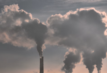 Crédito a Ternium podría intensificar la contaminación en Nuevo León