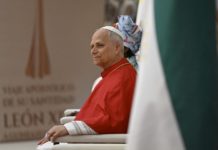 León XIV aboga por un trato humanitario a los migrantes