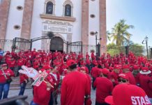 Marcha en Culiacán rinde homenaje a Homar Salas en el Día del Trabajo