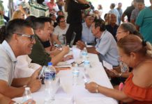 Atención directa a los vecinos de Villas del Estero con el programa Contigo Mazatlán