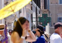 Italia enfrenta ola de calor con cinco ciudades en alerta máxima