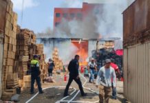 Incendio en Bodega de Cartón en Iztapalapa