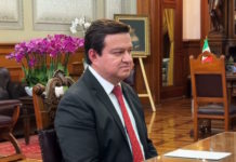 Juan Carlos Carpio asume dirección de Pemex