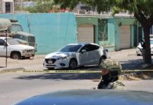 Atacan a balazos a un maestro y escritor en Culiacán