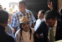 Movimiento del Sombrero se manifiesta en el Congreso de Michoacán por la reforma electoral