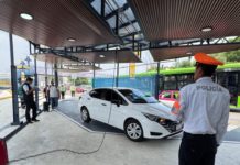 Taxis por aplicación operan sin restricciones en el AICM