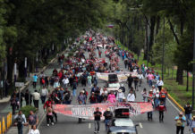 CNTE continúa su huelga nacional tras consulta en Oaxaca