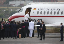 León XIV regresa a Roma tras un inesperado contratiempo en su viaje a España
