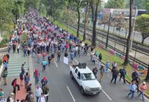 CNTE y madres buscadoras se manifiestan en la CDMX