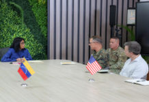 El Comando Sur de EE.UU. visita Venezuela para asistir en la reconstrucción post-terremoto