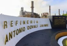 Flamazo en refinería de Salina Cruz deja tres trabajadores heridos