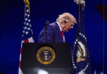 Trump conmemora 250 años de independencia en Washington
